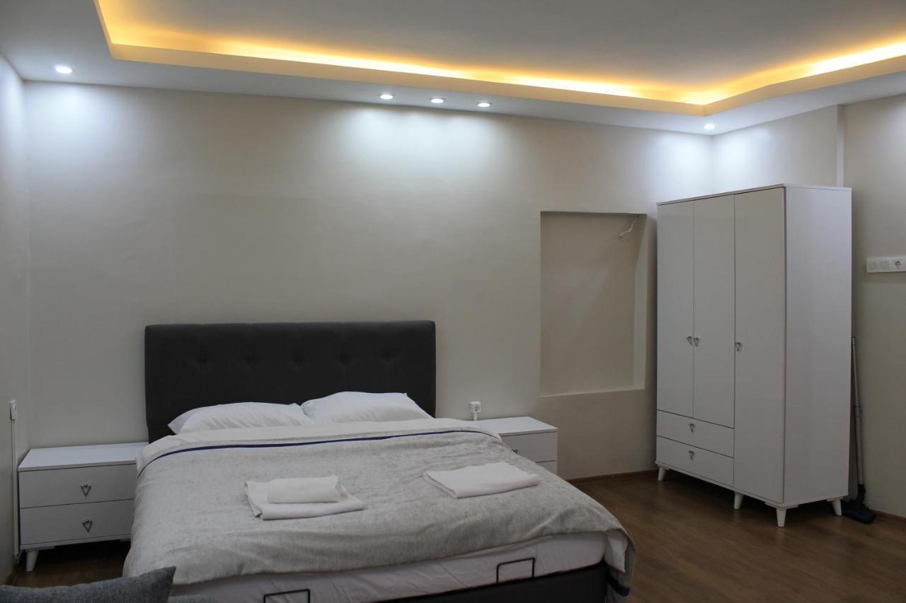 Beyoglu Asmalimescit'Te Mobilyali Balkonlu Daire Istanbul Exterior photo